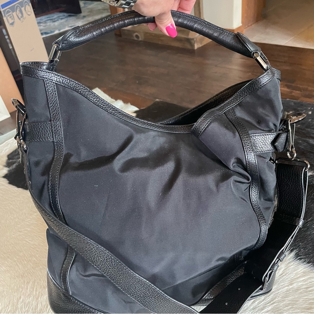 Burberry Black Leather Tote Bag - Picture 3 of 14